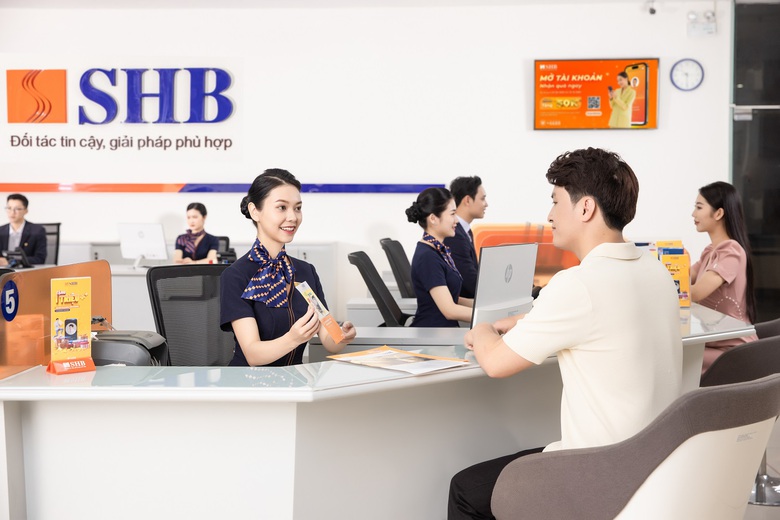 SHB được Ủy ban Chứng kho&aacute;n Nh&agrave; nước cấp giấy ph&eacute;p đăng k&yacute; ch&agrave;o b&aacute;n cổ phiếu ra c&ocirc;ng ch&uacute;ng- Ảnh 1.