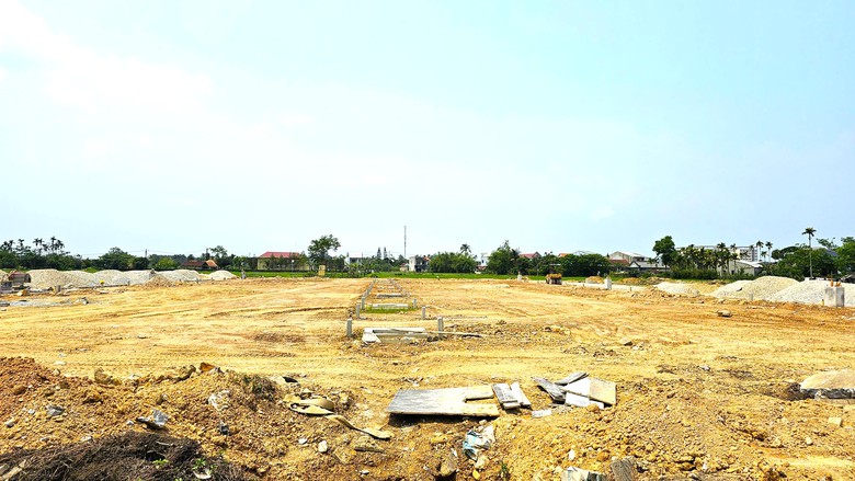 Huế: Đẩy nhanh tiến độ các khu tái định cư phục vụ dự án đường sắt tốc độ cao- Ảnh 5. Huế: Đẩy nhanh tiến độ các khu tái định cư phục vụ dự án đường sắt tốc độ cao- Ảnh 5.