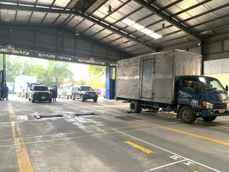 Cục Đăng kiểm b&aacute;c đề xuất kiểm định kh&iacute; thải xe diesel bằng c&aacute;ch &ldquo;đạp ga nửa h&agrave;nh tr&igrave;nh&rdquo;- Ảnh 1.