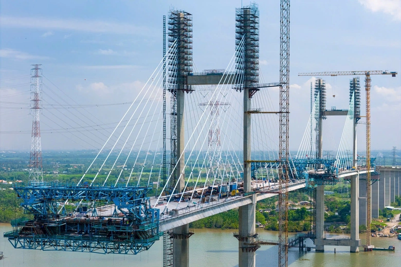 Bộ X&acirc;y dựng đề nghị địa phương siết quản l&yacute;, ngăn t&igrave;nh trạng tăng gi&aacute; vật liệu bất hợp l&yacute;- Ảnh 1.