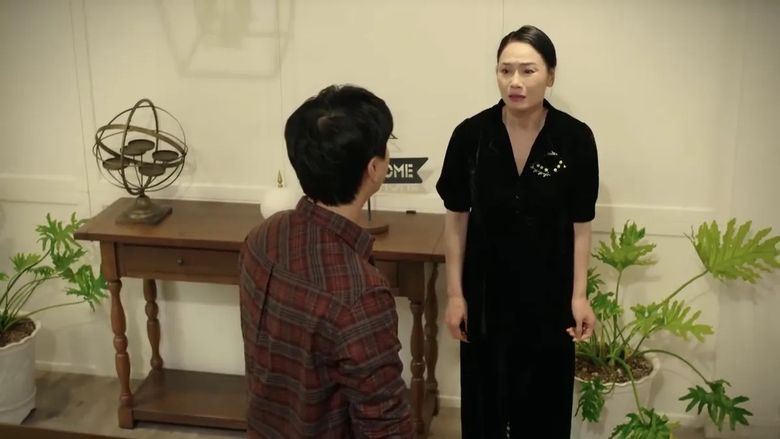 "Bước ch&acirc;n v&agrave;o đời" giữ vững ng&ocirc;i đầu rating d&ugrave; khiến kh&aacute;n giả tranh c&atilde;i- Ảnh 7.