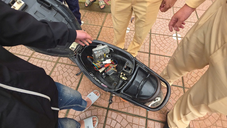 CSGT L&agrave;o Cai chủ động kế hoạch tuần tra, ngăn ngừa tai nạn từ xe điện độ chế- Ảnh 8.