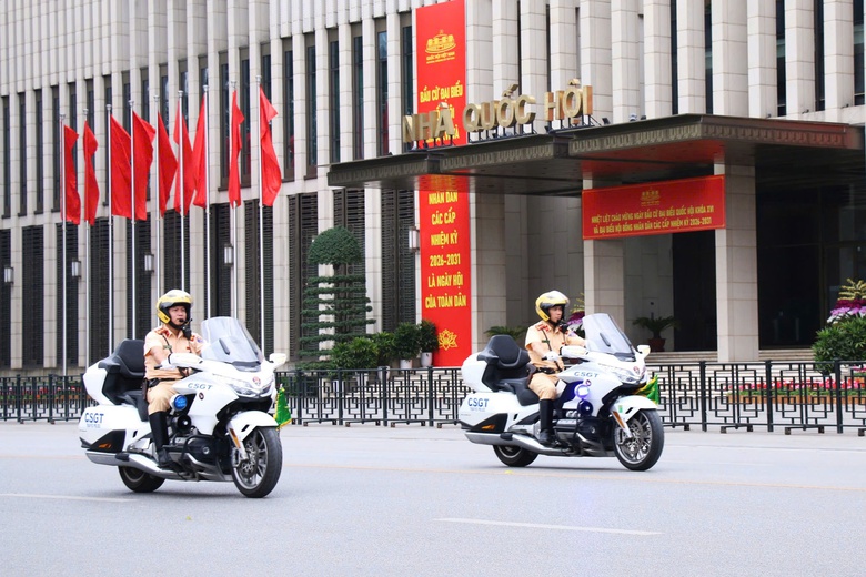 L&agrave;m sao nhận biết xe ưu ti&ecirc;n khi gặp &ocirc; t&ocirc; ph&aacute;t t&iacute;n hiệu?- Ảnh 2.