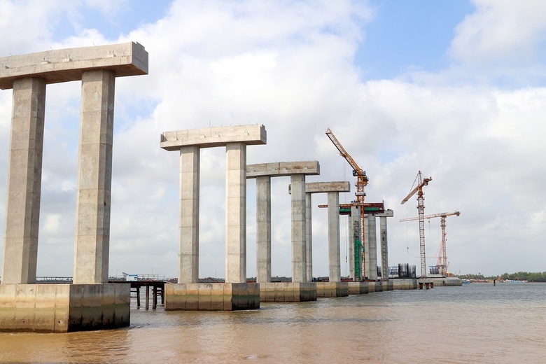 Điều chỉnh phạm vi đầu tư dự &aacute;n cầu Đại Ng&atilde;i, bổ sung mới hơn 12km tuyến nối QL60- Ảnh 1.