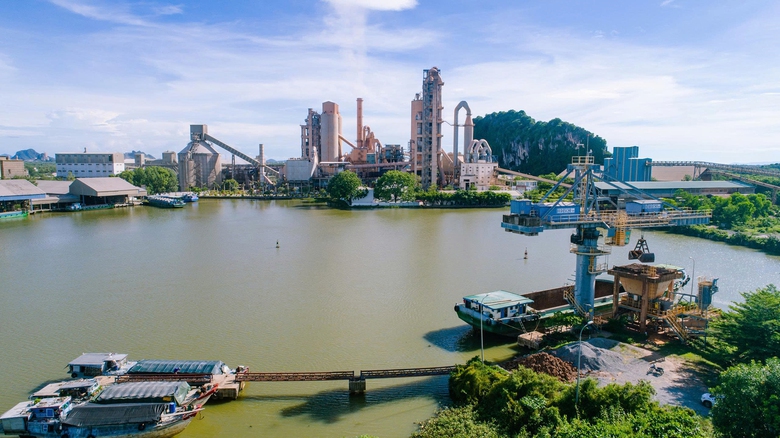 Sản xuất xi măng th&iacute;ch ứng với hạn ngạch ph&aacute;t thải- Ảnh 1.