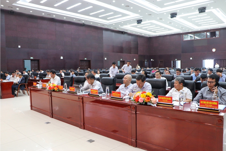 Thứ trưởng Bộ Xây dựng: Cụ thể hóa, sớm đưa Luật Xây dựng vào cuộc sống- Ảnh 4. Thứ trưởng Bộ Xây dựng: Cụ thể hóa, sớm đưa Luật Xây dựng vào cuộc sống- Ảnh 4.