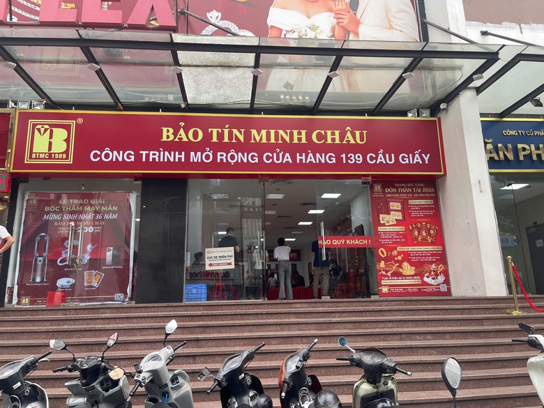 Bảo Tín Minh Châu mở cửa trở lại, giao dịch giảm mạnh- Ảnh 1. Bảo Tín Minh Châu mở cửa trở lại, giao dịch giảm mạnh- Ảnh 1.