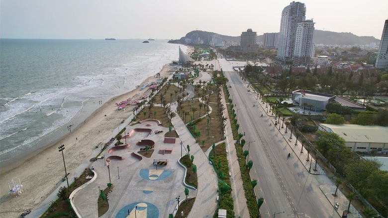 TP.HCM: Hàng chục tuyến đường ở Vũng Tàu áp dụng thu phí vỉa hè, cao nhất 33.000 đồng/m2- Ảnh 2. TP.HCM: Hàng chục tuyến đường ở Vũng Tàu áp dụng thu phí vỉa hè, cao nhất 33.000 đồng/m2- Ảnh 2.