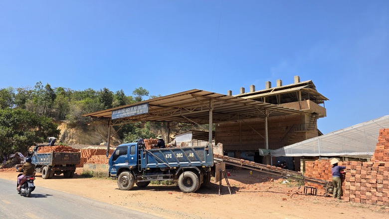 Xử l&yacute; dứt điểm l&ograve; gạch thủ c&ocirc;ng g&acirc;y &ocirc; nhiễm m&ocirc;i trường tại Đắk Lắk, L&acirc;m Đồng- Ảnh 2.