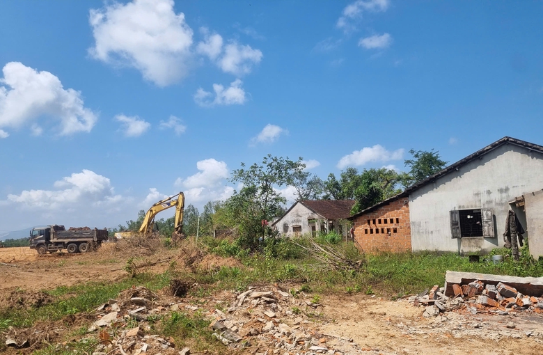 Cao tốc Quy Nhơn - Pleiku: Gỡ vướng mặt bằng, đẩy mạnh thi c&ocirc;ng- Ảnh 1.