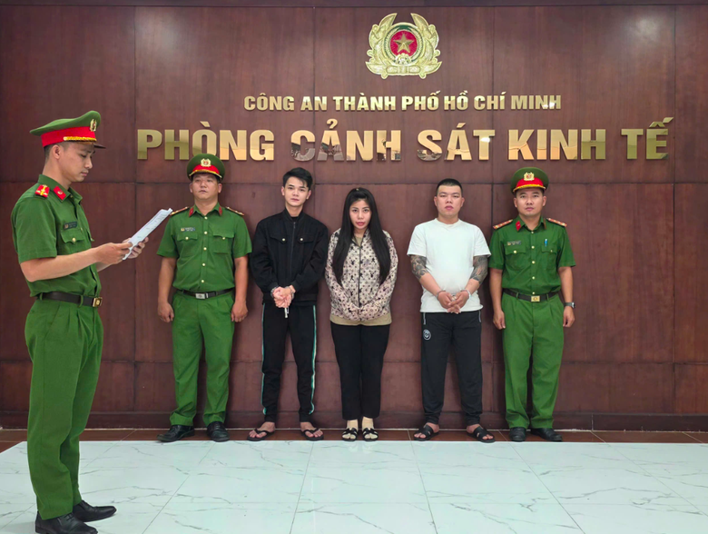 C&ocirc;ng an TP.HCM ph&aacute; đường d&acirc;y mua b&aacute;n &ldquo;kh&iacute; cười&rdquo;, giao dịch hơn 10 tỷ đồng- Ảnh 1.