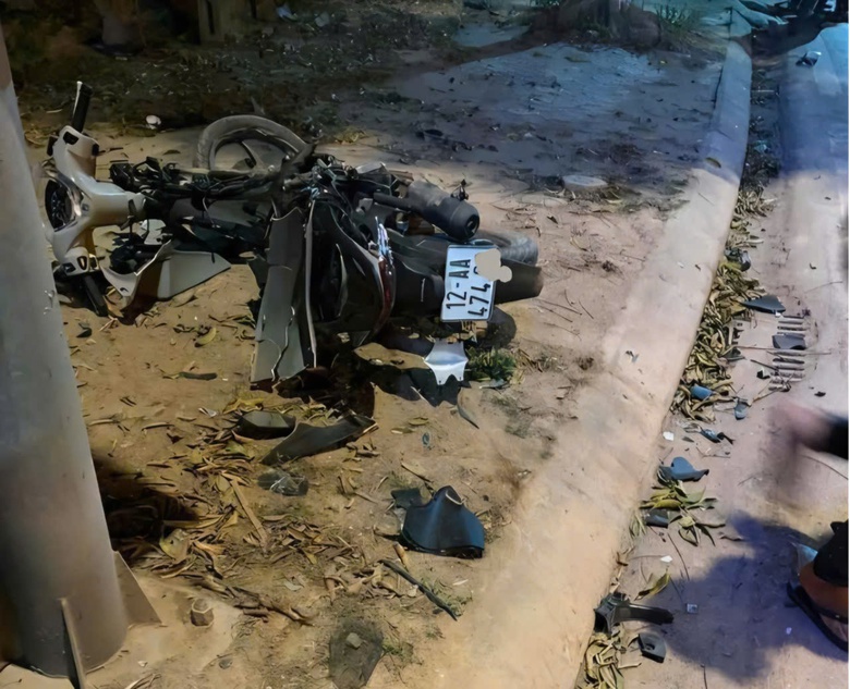 Lạng Sơn: Hai xe mô tô đấu đầu, 1 người tử vong, 2 người trọng thương- Ảnh 1. Lạng Sơn: Hai xe mô tô đấu đầu, 1 người tử vong, 2 người trọng thương- Ảnh 1.