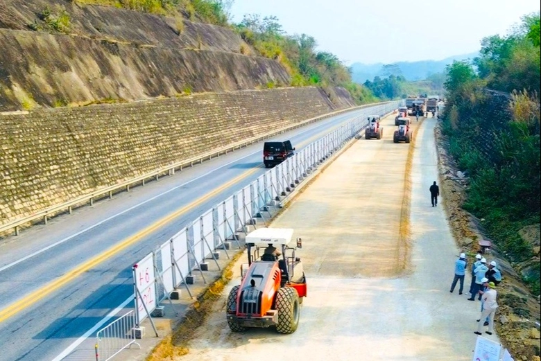 Chấn chỉnh c&aacute;c bất cập trong qu&aacute; tr&igrave;nh thi c&ocirc;ng cao tốc Nội B&agrave;i - L&agrave;o Cai- Ảnh 1.