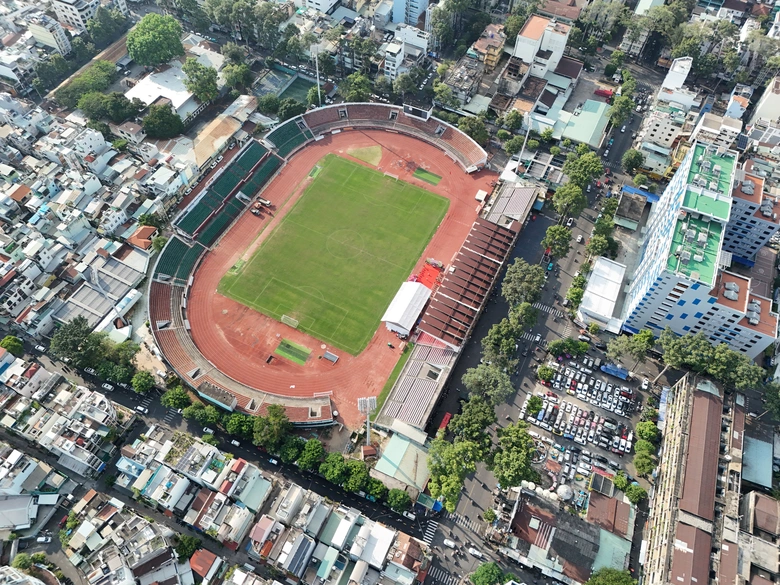 Cận cảnh sân Thống Nhất vừa khởi công cải tạo, kinh phí gần 320 tỷ đồng- Ảnh 1. Cận cảnh sân Thống Nhất vừa khởi công cải tạo, kinh phí gần 320 tỷ đồng- Ảnh 1.