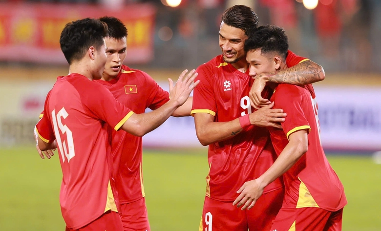 Báo Hàn Quốc dự đoán tuyển Việt Nam hoàn thành mục tiêu vào top 100 FIFA- Ảnh 2. Báo Hàn Quốc dự đoán tuyển Việt Nam hoàn thành mục tiêu vào top 100 FIFA- Ảnh 2.