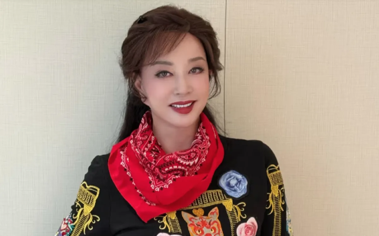 Em gái "Võ Tắc Thiên" Lưu Hiểu Khánh làm rõ tin đồn chị em mâu thuẫn vì tài sản- Ảnh 3. Em gái "Võ Tắc Thiên" Lưu Hiểu Khánh làm rõ tin đồn chị em mâu thuẫn vì tài sản- Ảnh 3.