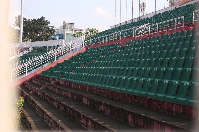 Cận cảnh sân Thống Nhất vừa khởi công cải tạo, kinh phí gần 320 tỷ đồng- Ảnh 7. Cận cảnh sân Thống Nhất vừa khởi công cải tạo, kinh phí gần 320 tỷ đồng- Ảnh 7.