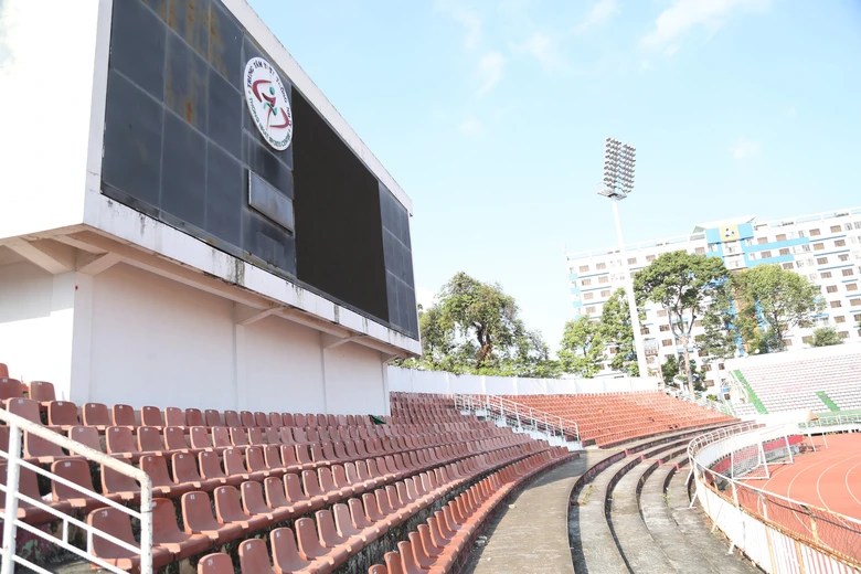 Cận cảnh sân Thống Nhất vừa khởi công cải tạo, kinh phí gần 320 tỷ đồng- Ảnh 10. Cận cảnh sân Thống Nhất vừa khởi công cải tạo, kinh phí gần 320 tỷ đồng- Ảnh 10.