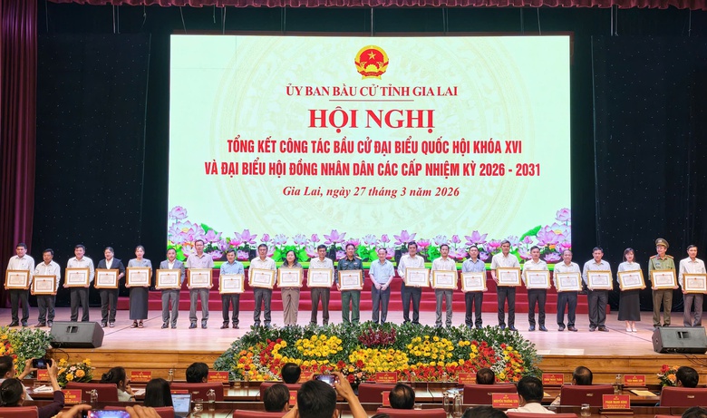 Bí thư Tỉnh ủy Gia Lai: Khẩn trương kiện toàn bộ máy sau bầu cử- Ảnh 3. Bí thư Tỉnh ủy Gia Lai: Khẩn trương kiện toàn bộ máy sau bầu cử- Ảnh 3.