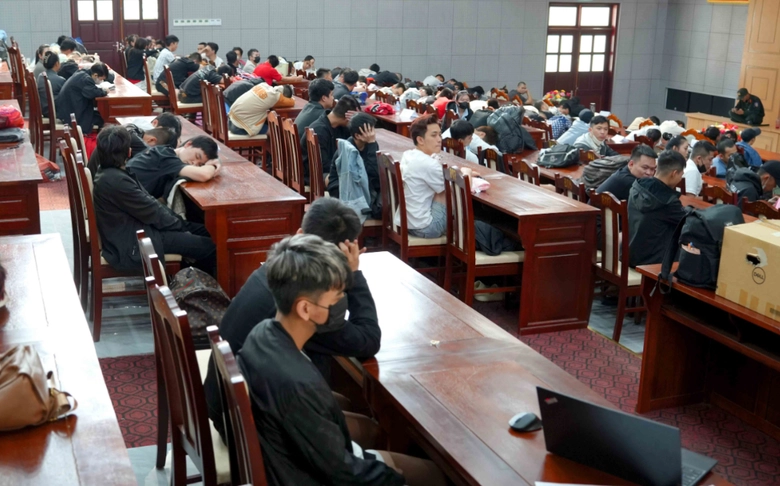 Triệt ph&aacute; đường d&acirc;y lừa đảo xuy&ecirc;n quốc gia, bắt tạm giam 343 đối tượng- Ảnh 2.