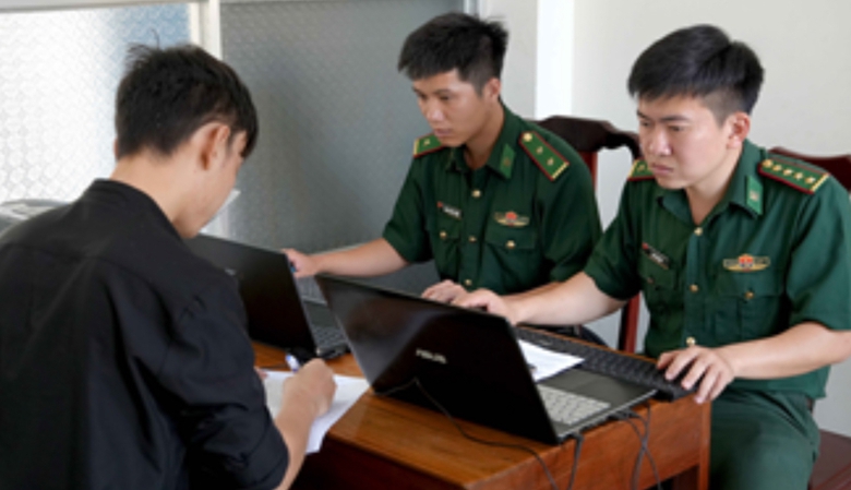 Triệt ph&aacute; đường d&acirc;y lừa đảo xuy&ecirc;n quốc gia, bắt tạm giam 343 đối tượng- Ảnh 4.