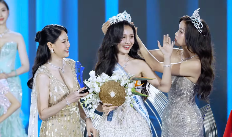 Tân Miss World Vietnam 2025 gọi tên người đẹp Phan Phương Oanh- Ảnh 3. Tân Miss World Vietnam 2025 gọi tên người đẹp Phan Phương Oanh- Ảnh 3.