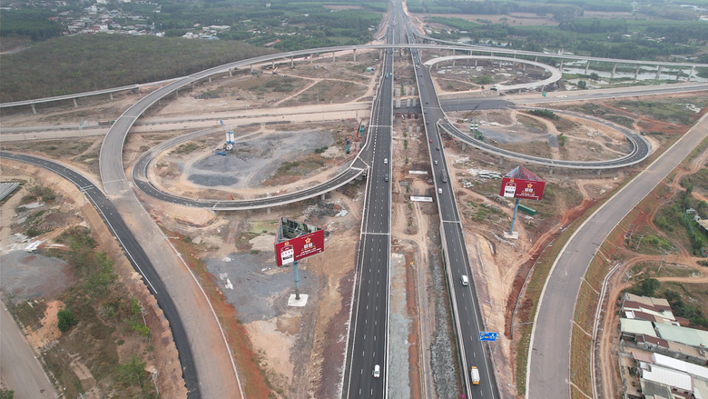 Sớm hoàn thiện hệ thống trạm thu phí cao tốc Biên Hòa - Vũng Tàu- Ảnh 2. Sớm hoàn thiện hệ thống trạm thu phí cao tốc Biên Hòa - Vũng Tàu- Ảnh 2.