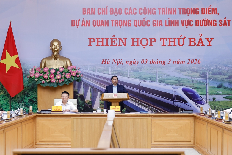 Thủ tướng: Tối ưu h&oacute;a hiệu quả c&aacute;c dự &aacute;n v&agrave; l&agrave;m chủ c&ocirc;ng nghệ đường sắt- Ảnh 7.