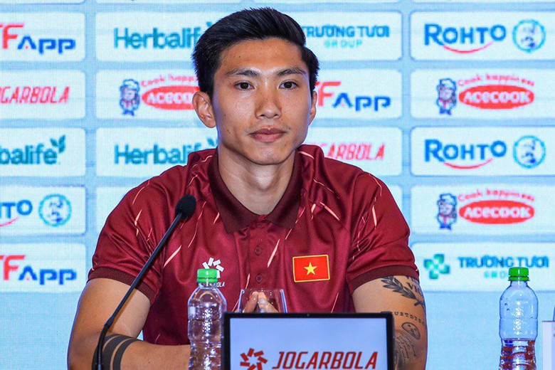 HLV Kim Sang-sik quyết giúp tuyển Việt Nam thắng Malaysia- Ảnh 2. HLV Kim Sang-sik quyết giúp tuyển Việt Nam thắng Malaysia- Ảnh 2.