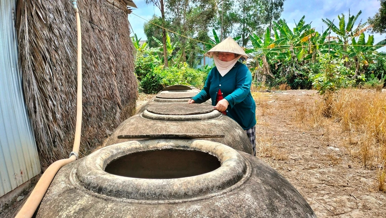 Giải b&agrave;i to&aacute;n thiếu nước ngọt m&ugrave;a hạn, x&acirc;m nhập mặn ở C&agrave; Mau - Ảnh 1.
