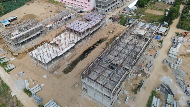 An Giang: Nh&agrave; thầu vượt "b&atilde;o gi&aacute;", đẩy nhanh tiến độ Trường nội tr&uacute; Vĩnh Gia- Ảnh 4.