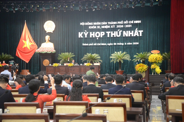 &Ocirc;ng Trần Lưu Quang: D&agrave;nh vốn cho dự &aacute;n trọng điểm, sử dụng hiệu quả từng đồng ng&acirc;n s&aacute;ch- Ảnh 2.