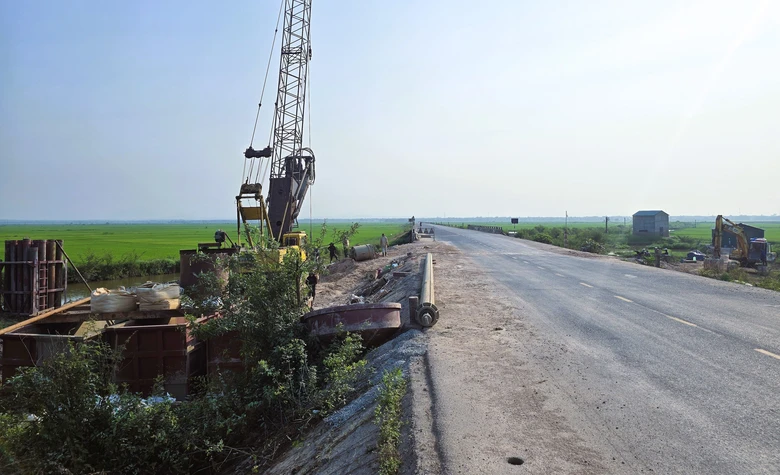 Quảng Trị th&uacute;c tiến độ dự &aacute;n QL15D đoạn cảng Mỹ Thủy đến cao tốc Cam Lộ - La Sơn- Ảnh 5.