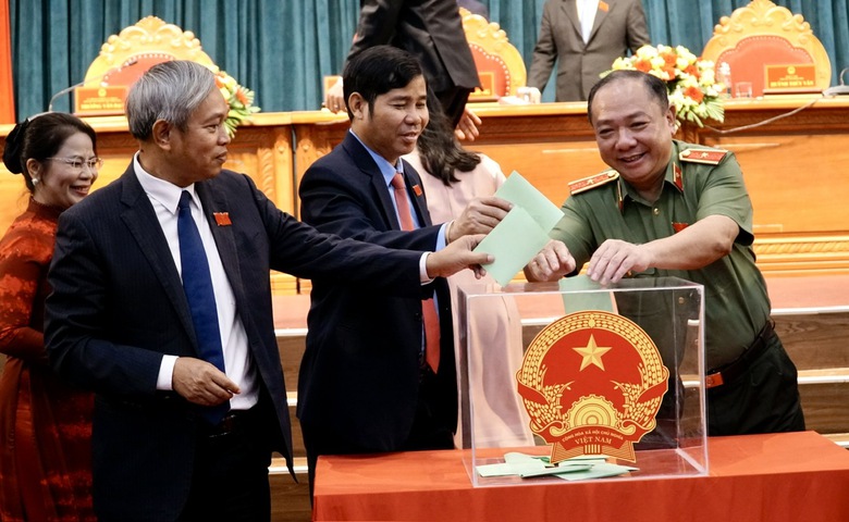 Gia Lai kiện toàn bộ máy lãnh đạo HĐND, UBND nhiệm kỳ 2026–2031- Ảnh 1. Gia Lai kiện toàn bộ máy lãnh đạo HĐND, UBND nhiệm kỳ 2026–2031- Ảnh 1.