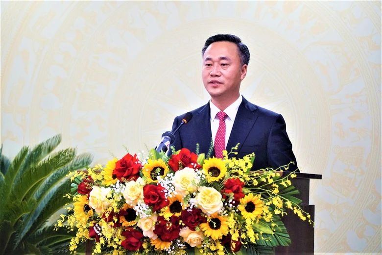 Nguy&ecirc;n Thứ trưởng Bộ X&acirc;y dựng Nguyễn Việt H&ugrave;ng được bầu l&agrave;m Chủ tịch UBND tỉnh Kh&aacute;nh H&ograve;a- Ảnh 3.