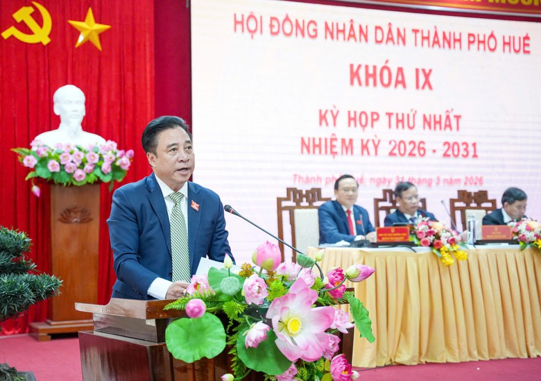 &Ocirc;ng&nbsp;Nguyễn Khắc To&agrave;n t&aacute;i đắc cử chức vụ Chủ tịch UBND TP Huế- Ảnh 1.