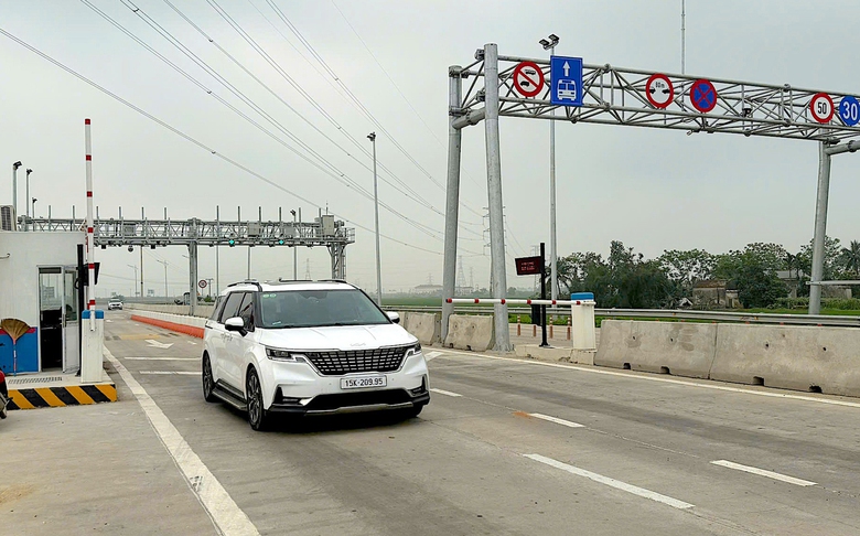 Thấy g&igrave; sau một th&aacute;ng thu ph&iacute; 5 tuyến cao tốc do Nh&agrave; nước đầu tư?- Ảnh 1.