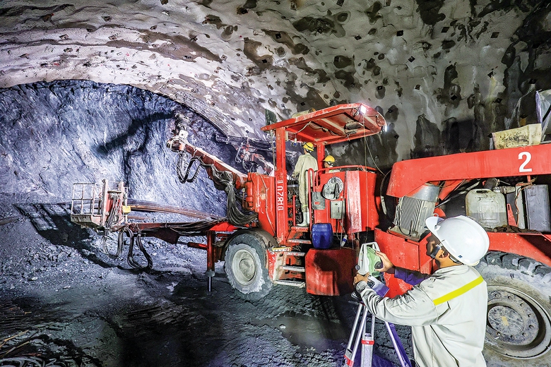 Nh&agrave; thầu đua chuyển đổi xanh, tiết kiệm nhi&ecirc;n liệu- Ảnh 2.