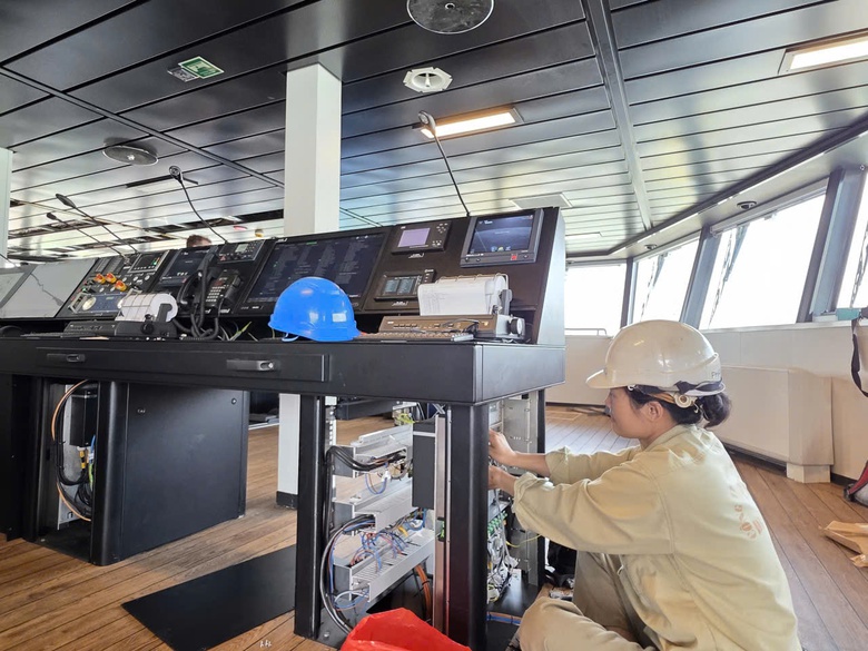 Bên trong “khách sạn nổi” phục vụ điện gió ngoài khơi- Ảnh 8. Bên trong “khách sạn nổi” phục vụ điện gió ngoài khơi- Ảnh 8.