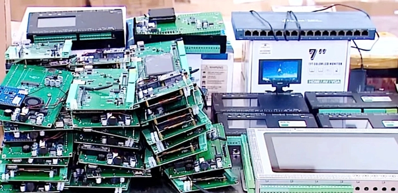 Vì sao cựu Cục trưởng Môi trường Hoàng Văn Thức bị khởi tố?- Ảnh 2. Vì sao cựu Cục trưởng Môi trường Hoàng Văn Thức bị khởi tố?- Ảnh 2.