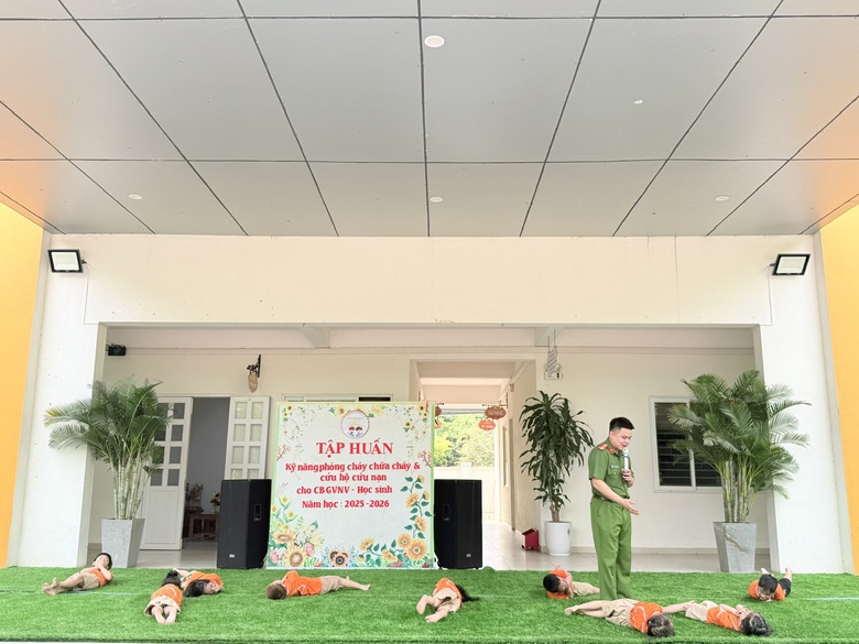 H&agrave; Nội tăng cường tuy&ecirc;n truyền ph&ograve;ng ch&aacute;y chữa ch&aacute;y trong trường học- Ảnh 3.
