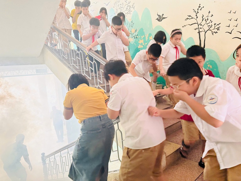 H&agrave; Nội tăng cường tuy&ecirc;n truyền ph&ograve;ng ch&aacute;y chữa ch&aacute;y trong trường học- Ảnh 6.