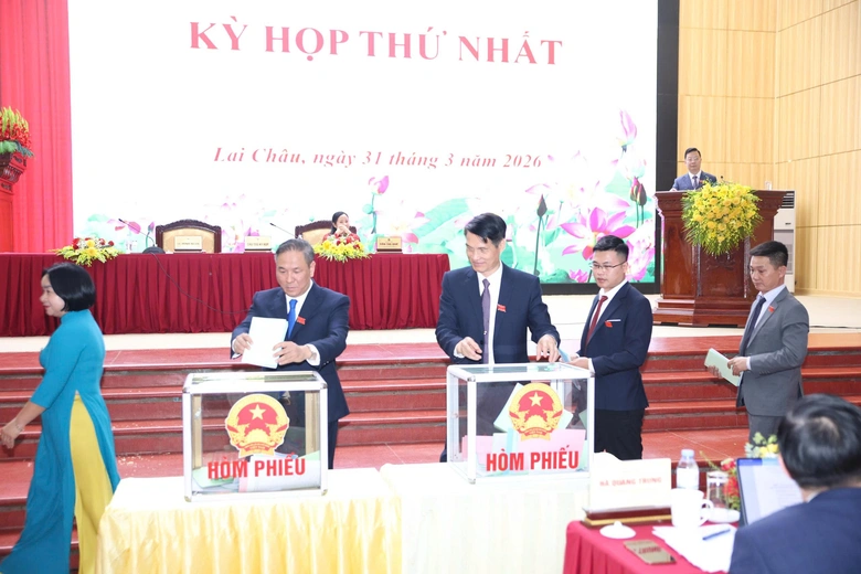 Ông Lê Minh Ngân, Bí thư Tỉnh ủy đắc cử Chủ tịch HĐND tỉnh Lai Châu khóa XVI- Ảnh 2. Ông Lê Minh Ngân, Bí thư Tỉnh ủy đắc cử Chủ tịch HĐND tỉnh Lai Châu khóa XVI- Ảnh 2.