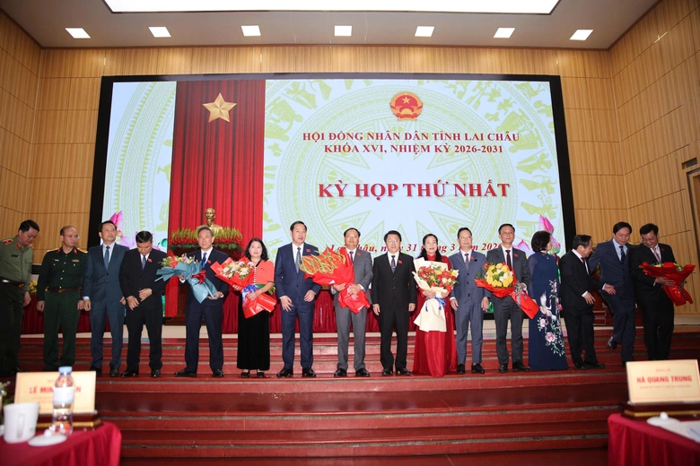 Ông Lê Minh Ngân, Bí thư Tỉnh ủy đắc cử Chủ tịch HĐND tỉnh Lai Châu khóa XVI- Ảnh 3. Ông Lê Minh Ngân, Bí thư Tỉnh ủy đắc cử Chủ tịch HĐND tỉnh Lai Châu khóa XVI- Ảnh 3.