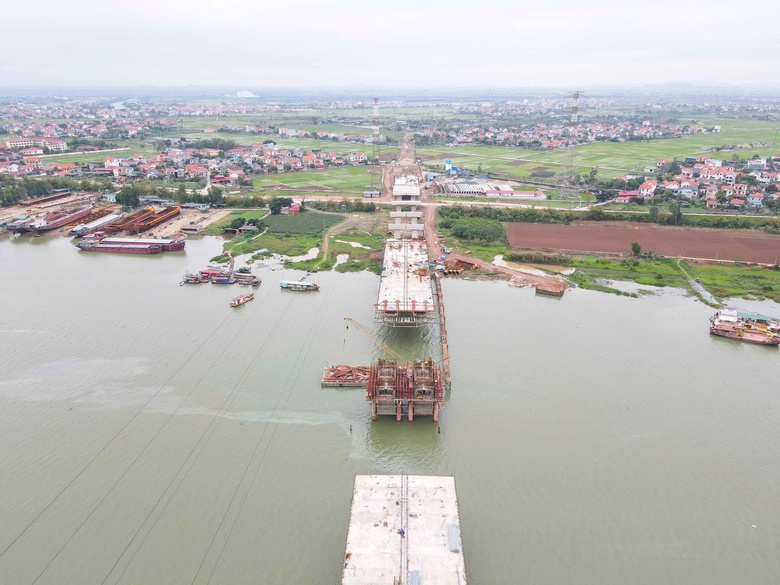 Cầu hơn 2.000 tỷ đồng ở Bắc Ninh tăng tốc thi c&ocirc;ng về đ&iacute;ch- Ảnh 11.