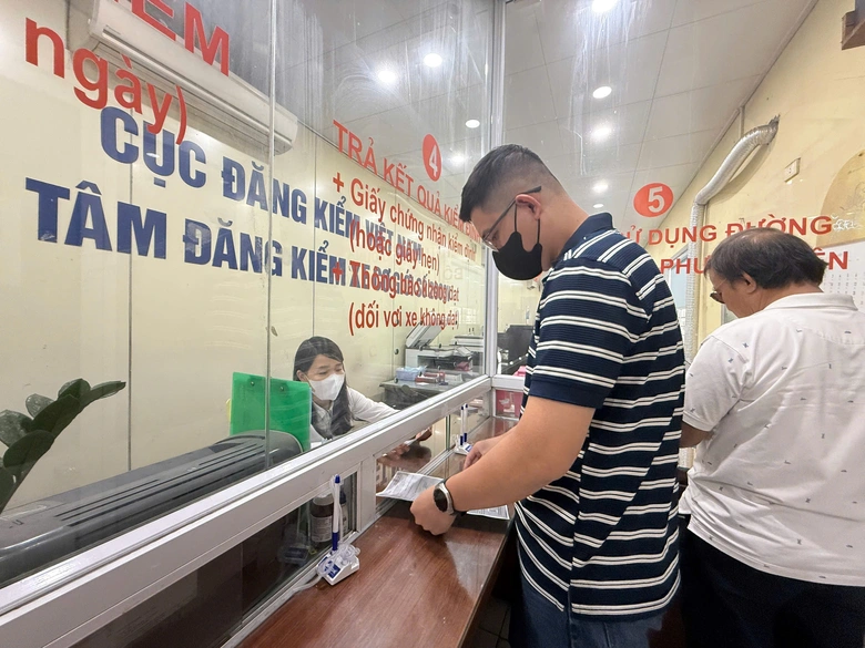 V&igrave; sao chủ xe kh&ocirc;ng tra cứu được giấy chứng nhận đăng kiểm điện tử d&ugrave; đạt kiểm định?- Ảnh 2.
