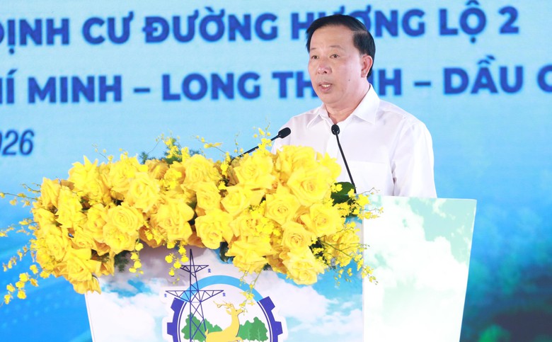 Chủ tịch Quốc hội Trần Thanh Mẫn dự lễ khởi động GPMB hương lộ 2 nối QL51 về cao tốc- Ảnh 2. Chủ tịch Quốc hội Trần Thanh Mẫn dự lễ khởi động GPMB hương lộ 2 nối QL51 về cao tốc- Ảnh 2.
