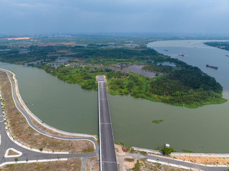 Chủ tịch Quốc hội Trần Thanh Mẫn dự lễ khởi động GPMB hương lộ 2 nối QL51 về cao tốc- Ảnh 3. Chủ tịch Quốc hội Trần Thanh Mẫn dự lễ khởi động GPMB hương lộ 2 nối QL51 về cao tốc- Ảnh 3.