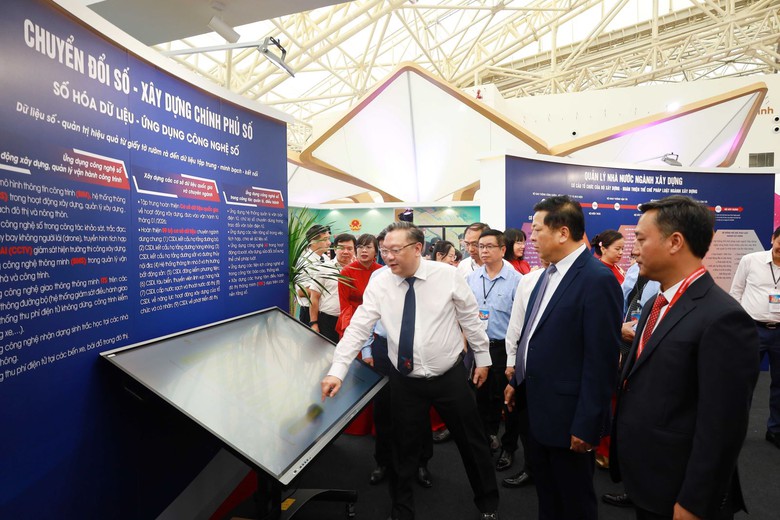 Ban hành Khung kiến trúc số Bộ Xây dựng phiên bản 4.0- Ảnh 2. Khung kiến trúc số Bộ Xây dựng phiên bản 4.0 hoàn toàn phù hợp với yêu cầu phát triển chung của quốc gia, Chính phủ và Bộ Xây dựng trong giai đoạn từ nay đến 2030.