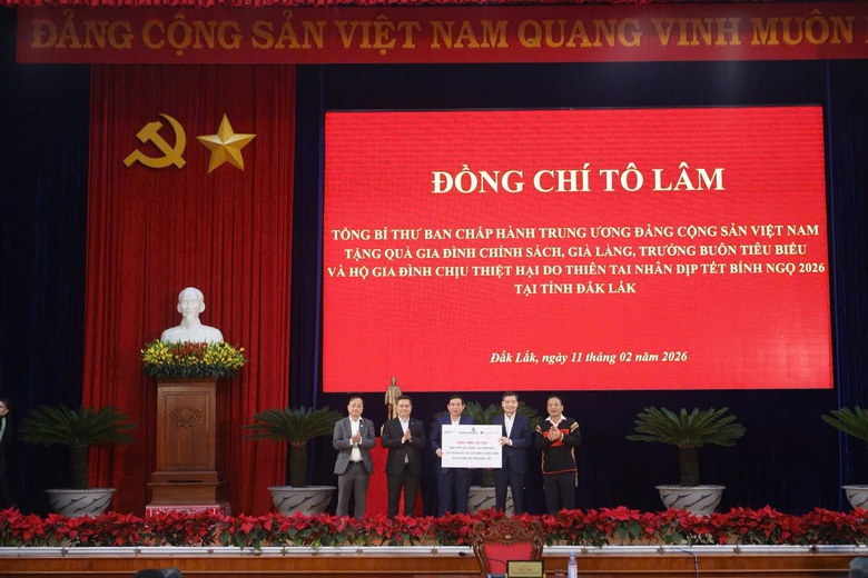 Dấu ấn Vietcombank tr&ecirc;n h&agrave;nh tr&igrave;nh phụng sự cộng đồng- Ảnh 2.